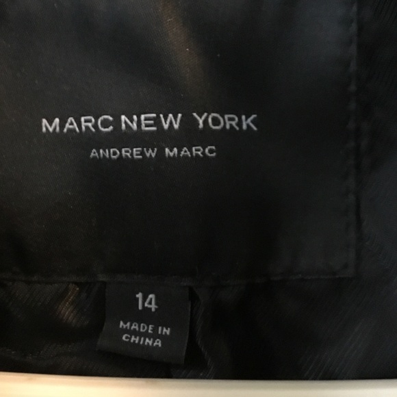 Winter coat w built in hoodie (Dickey) - Picture 3 of 3